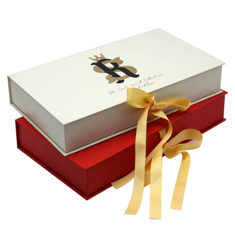 Custom square Magnetic Clothes Gift Set Boxes Luxury Matte Recycled Paper Small White Boxes for Packiging Clothes