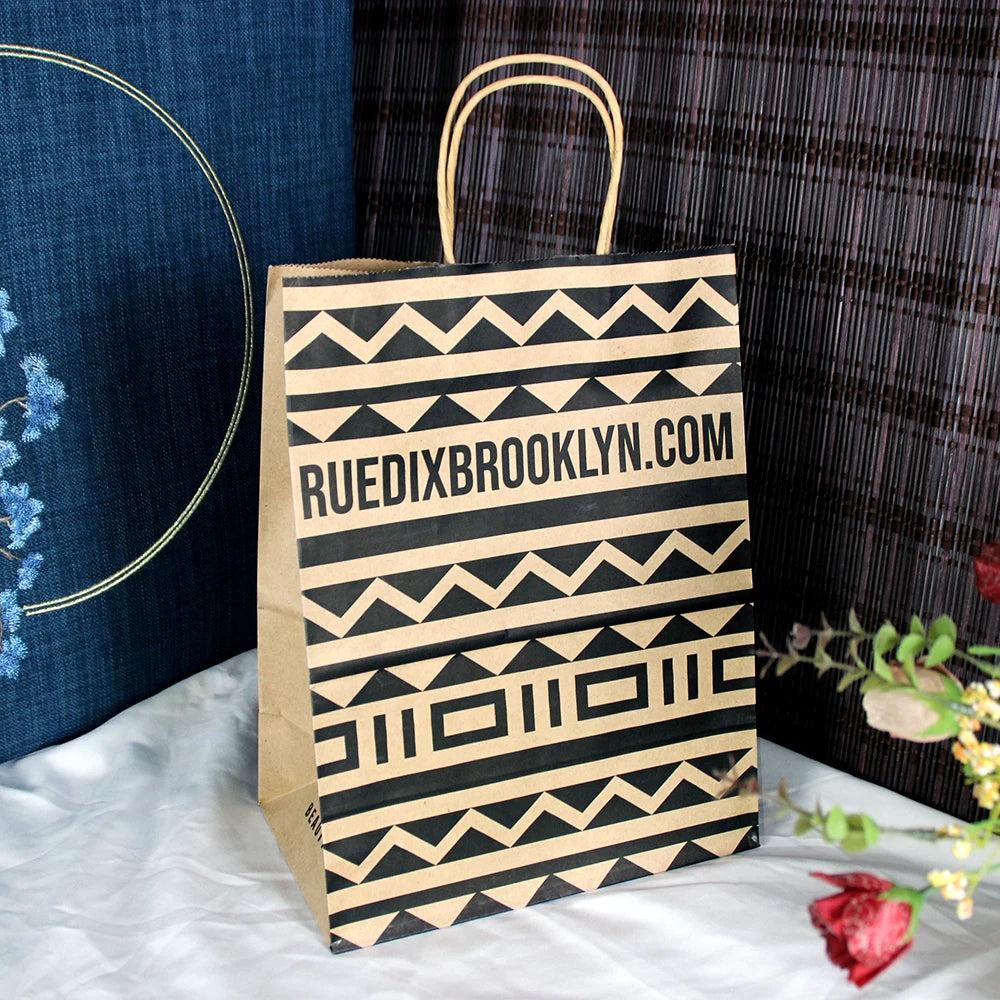 Factory Customized Recycled Gift Shopping Food Takeaway Packaging Kraft Paper Bag With Handle