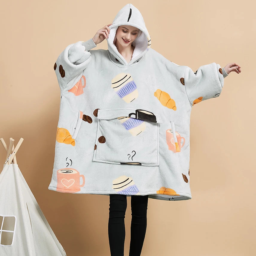 China Factory Custom Oversized Hoodie Blanket Premium Sherpa Sweatshirt Blanket for Adults Cozy Giant Wearable Blanket