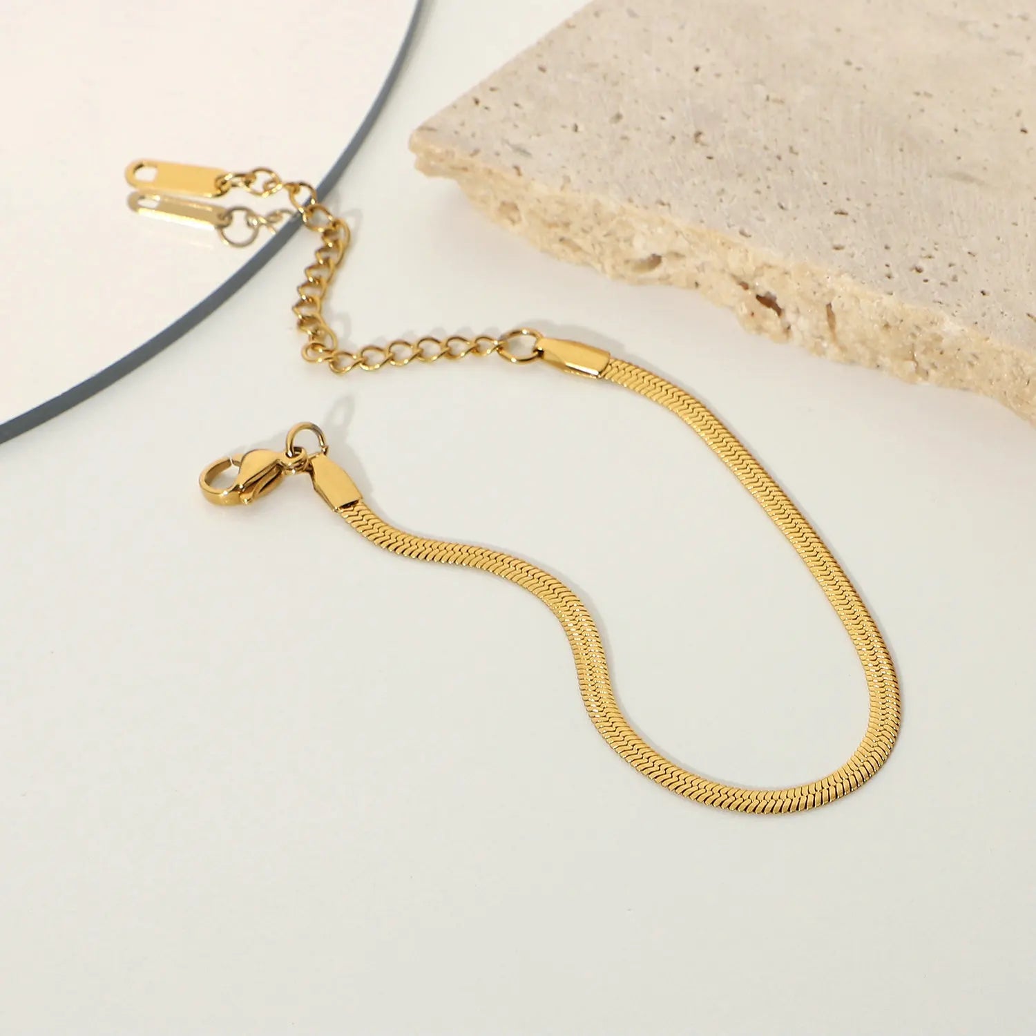 Stylish Stainless Steel Gold Plated Herringbone Bracelet Stainless Steel Chain Bracelet Wholesale