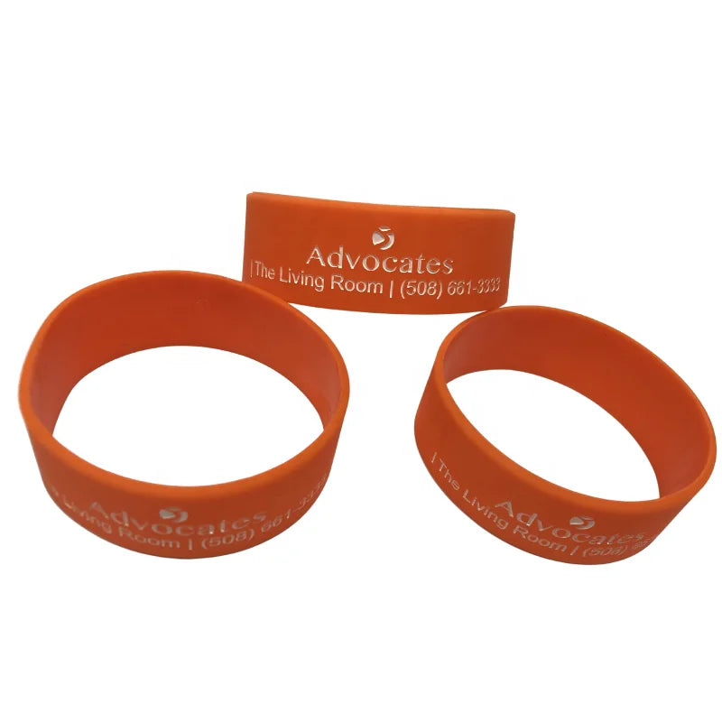 Factory Supply Custom Silicone Wristband Men's Bracelet Logo Engraved Debossed Business Promotion Gift Custom Rubber Wristband