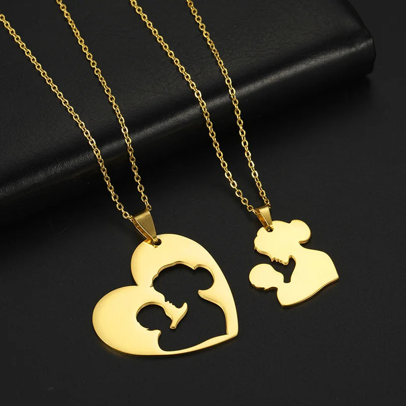 Stainless Steel Jewelry New Design Temperament Mother's Day Gift Heart Mom Kid Silhouettes Pendant Charm Necklace