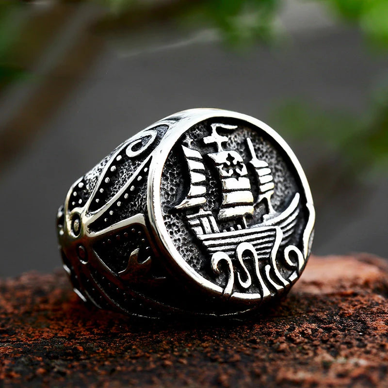 waterproof Hot selling octopus pirate ship titanium steel jewelry ring stainless steel retro