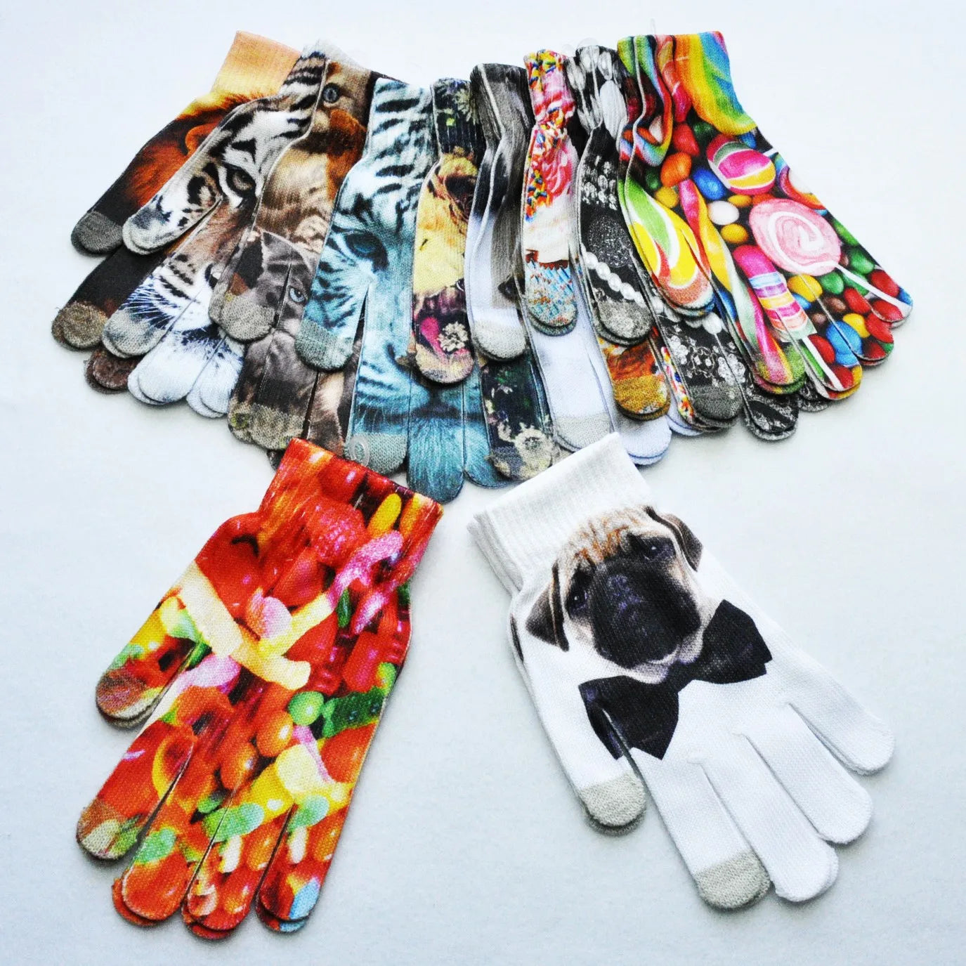 MIO Winter Gloves Men Women Touch Screen Magic Gloves Cold Weather Warm Gloves Animals Printing Knitted Mittens