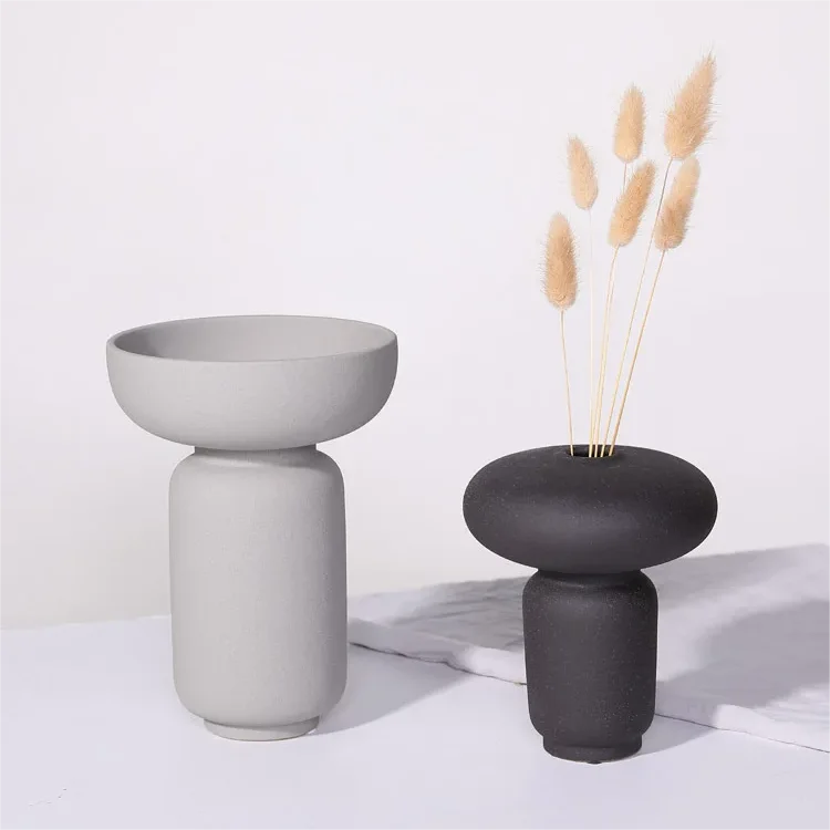 NEW Popular Ceramic Minimalist Black Gray Frosted Decorative Flowers Plants Tabletop Vase Living Room Home Dried Flowers Home