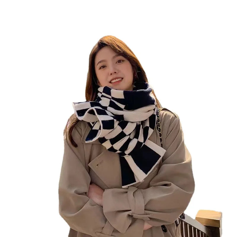 Plaid Scarf Women's 2023 Winter New Klein Blue Shawl Mid Length Thickened Warm Neck Designer Scarf Cashmere Thickened