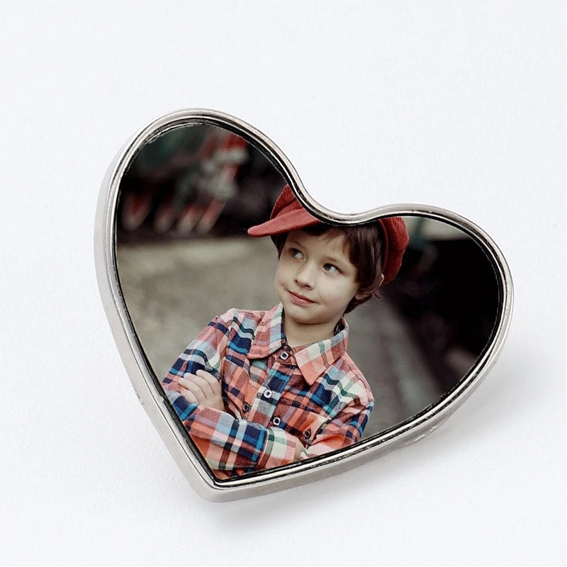 Wholesale Metal Souvenir Gift Sublimation Metal Badge Heart with Butterfly Pin Clothing Badges