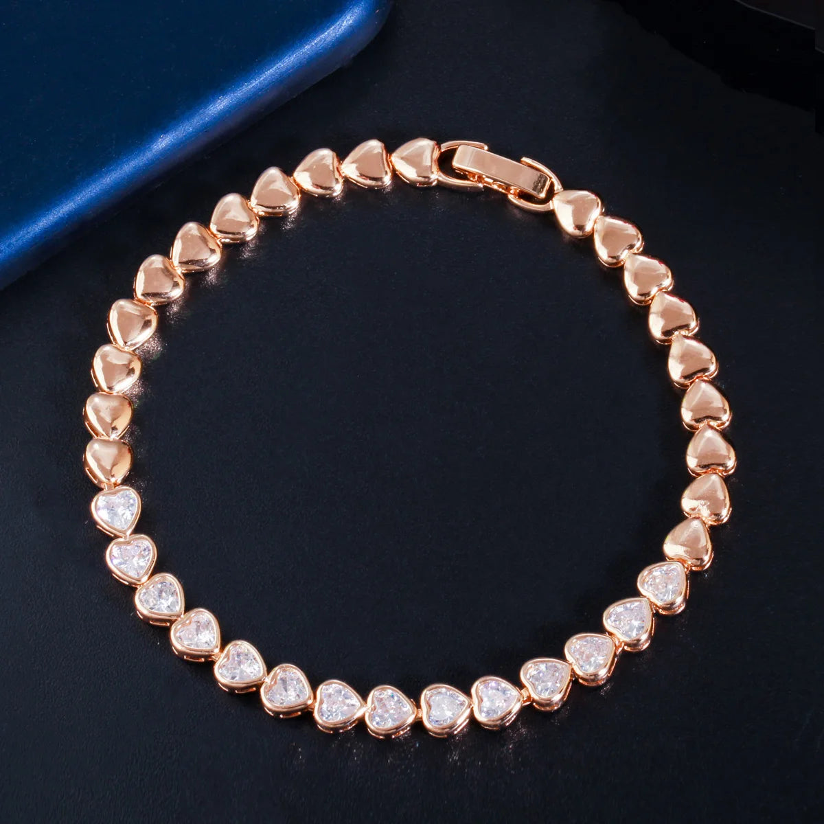 Beautiful 585 Gold Plated Trendy Jewelry Gift Cute Love Heart Shape Chic CZ Paved Tennis Friendship Bracelet Bangle for Ladies