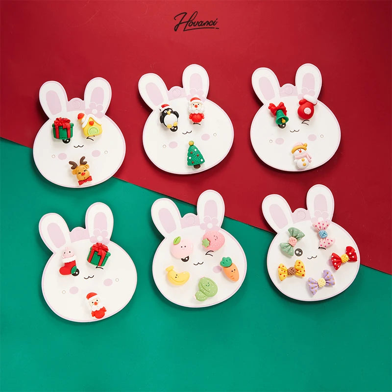 HOVANCI 3pcs Christmas Brooch Set With Cute Package Polymer Clay Christmas Tree Penguin Brooch for Girls