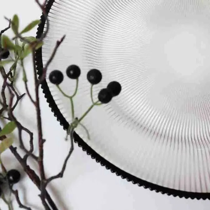 Kaly's European 13 Inch Ribbed Black Rim Eco-Friendly Elegant Handpainted Luxury Glass Crystal Dish Wedding Parties Direct Sale