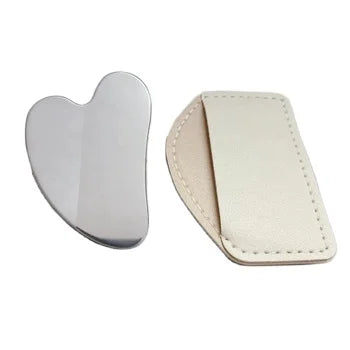 2024High Quality Mini Stainless Steel Heart-Shaped Cosmetic Spatula Cheap Liquid Foundation Scraper With Leather Case Home Use