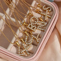Dainty Waterproof Jewellery Pearl Necklaces Gold Plated Letter Necklace Custom Stainless Steel Jewelry Initial Necklace