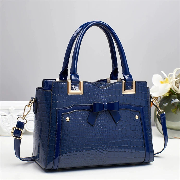 Beautiful Blue Latest Fancy Big Simple Clutch Business Casual Bags for Ladies