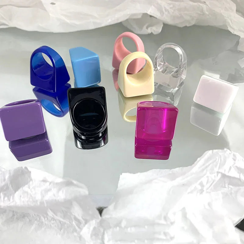 Fashion Multicolor Acrylic Resin Finger Ring for Women Vintage Colorful Geometric Square Ring Wedding Bands Party Birthday Gift