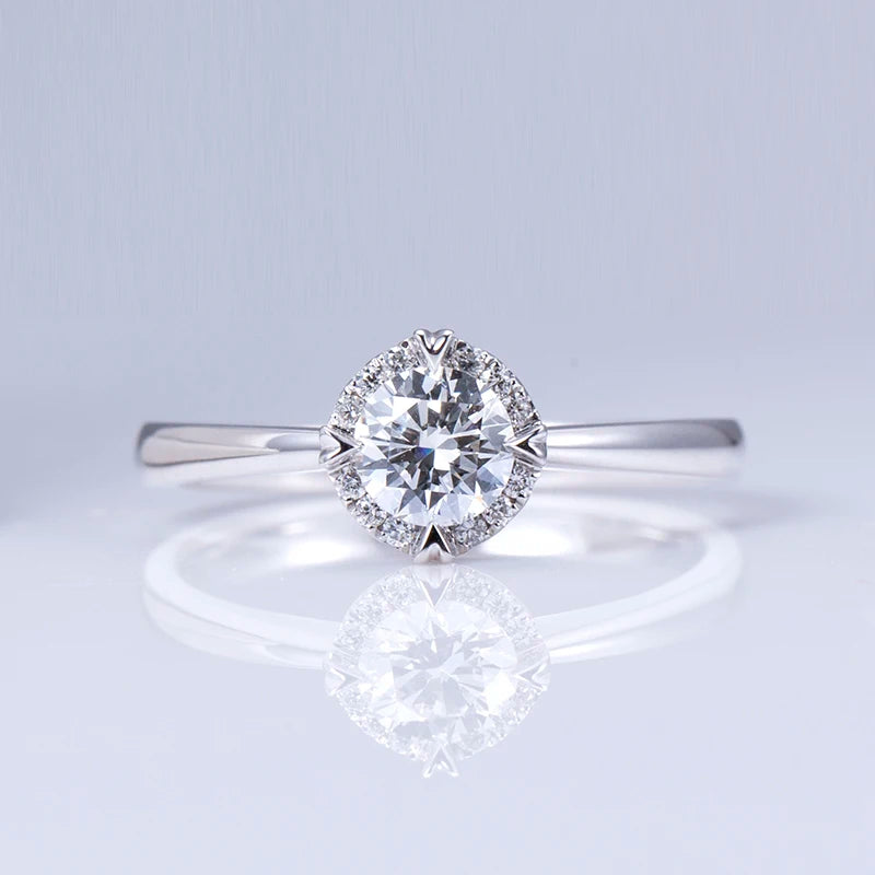 Messi Gems MSR-1039 18K Gold 0.52ct E VS1 Round Shape Lab Grown Diamond Engagement Ring