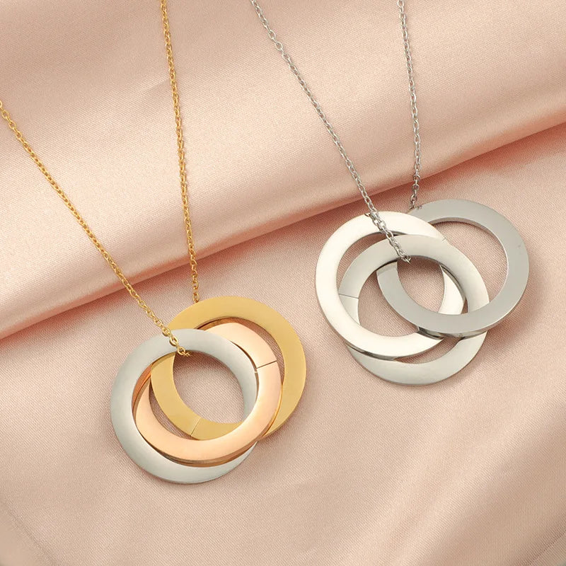 Fashion Non Tarnish Silver 18K Gold 316L Stainless Steel Interlocking Connected Three Circle Pendant Necklace Jewelry for Women