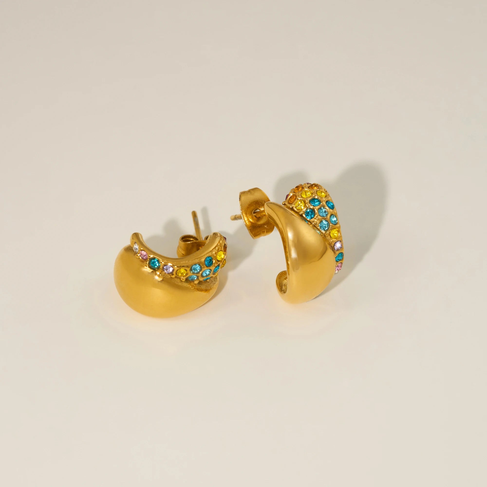 NEW VINTAGE MUSHROOM ICED ZIRCON TINY STUD EARRINGS Dazan New INS Trendy 18k Pvd Gold Plated Stainless Steel ACTOR PROP JEWELRY