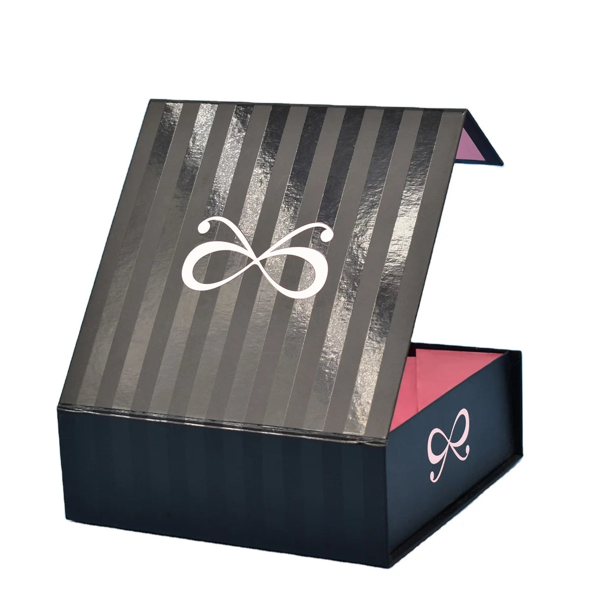 Custom Designs Matte Black White Luxury Retail Garment Clothing Package Gift Packaging Paper Boxes With Logo for Clothes T Shirt