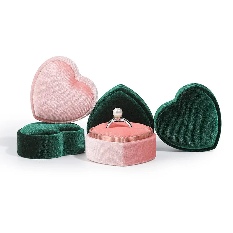 New Heart-Shaped Velvet Box for Ring Earrings Pendant Valentine's Day Gift PC Material Factory Wholesale