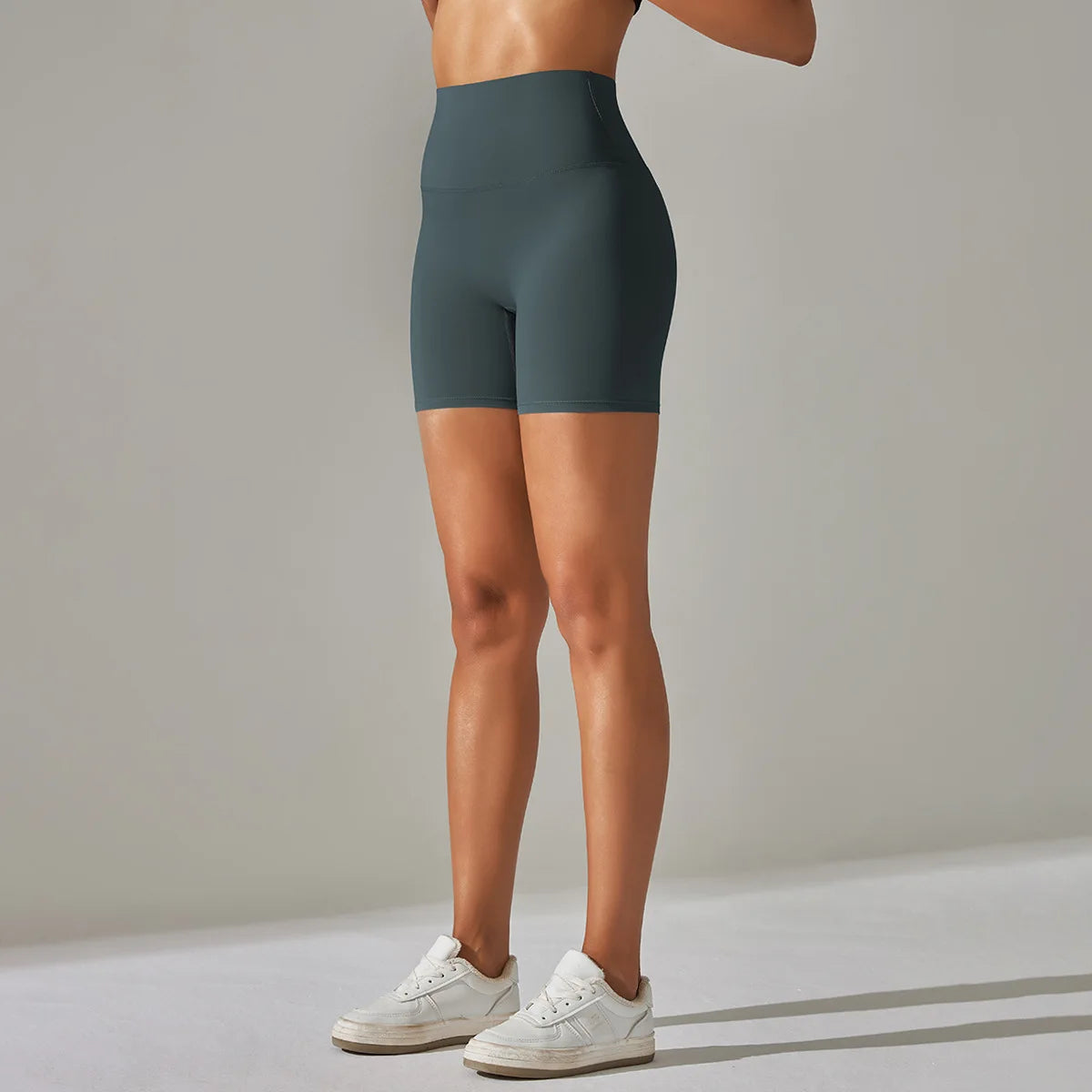 High Waisted Nylon Active Yoga Shorts Soft Push-up Tummy Control Fitness Biker Shorts Solid Pattern Plus Size 1 Piece Set