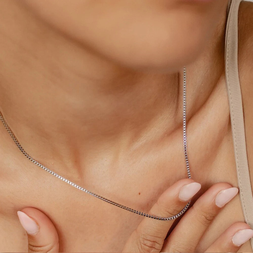 EManco Unisex Stainless Steel Necklace with Box Chain Adjustable Lobster Clasp Simple Short Trendy Design Gift Pearl Main Stone