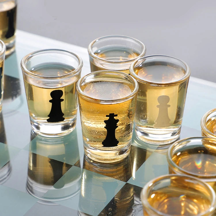 Creative New Fine Workmanship Family Party Table Game Glass Wine Glass Chess Backgammon Set