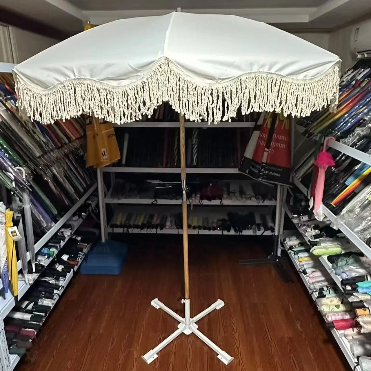 Whole Garden Parasol Beach Umbrella With Tassels Long Handle Wind Reinforcement UV Protection Sunshade Umbrella
