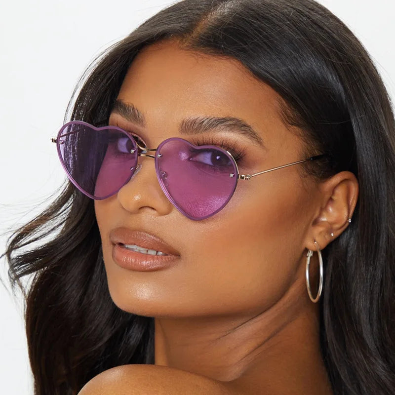 Wholesale Price Love Frame Custom Logo Cute Candy Color Bridesmaid Sunglasses Women Best Glasses for Heart Shaped Face
