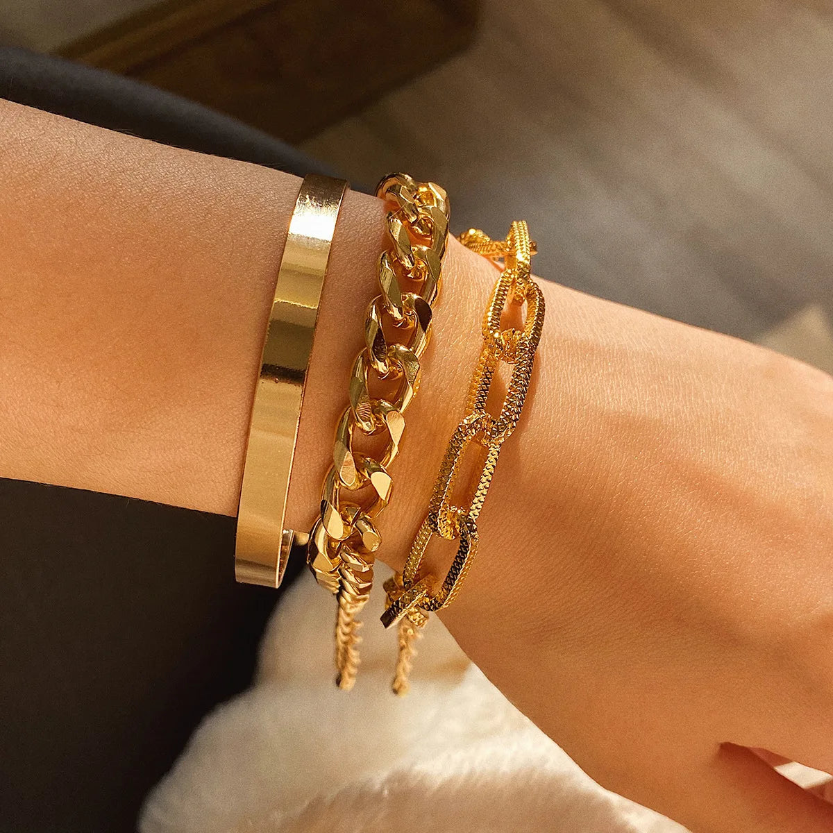 New Retro Alloy Women's Geometric Bracelet Chain Set-Personalized Fashion Ornaments for Gift Anniversary & Party