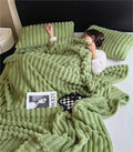 Wholesale Blankets Faux-Rabbit Fur Plush Blanket Hand Feel Soft and Fluffy Sofa Blankets for Winter Eco-Friendly