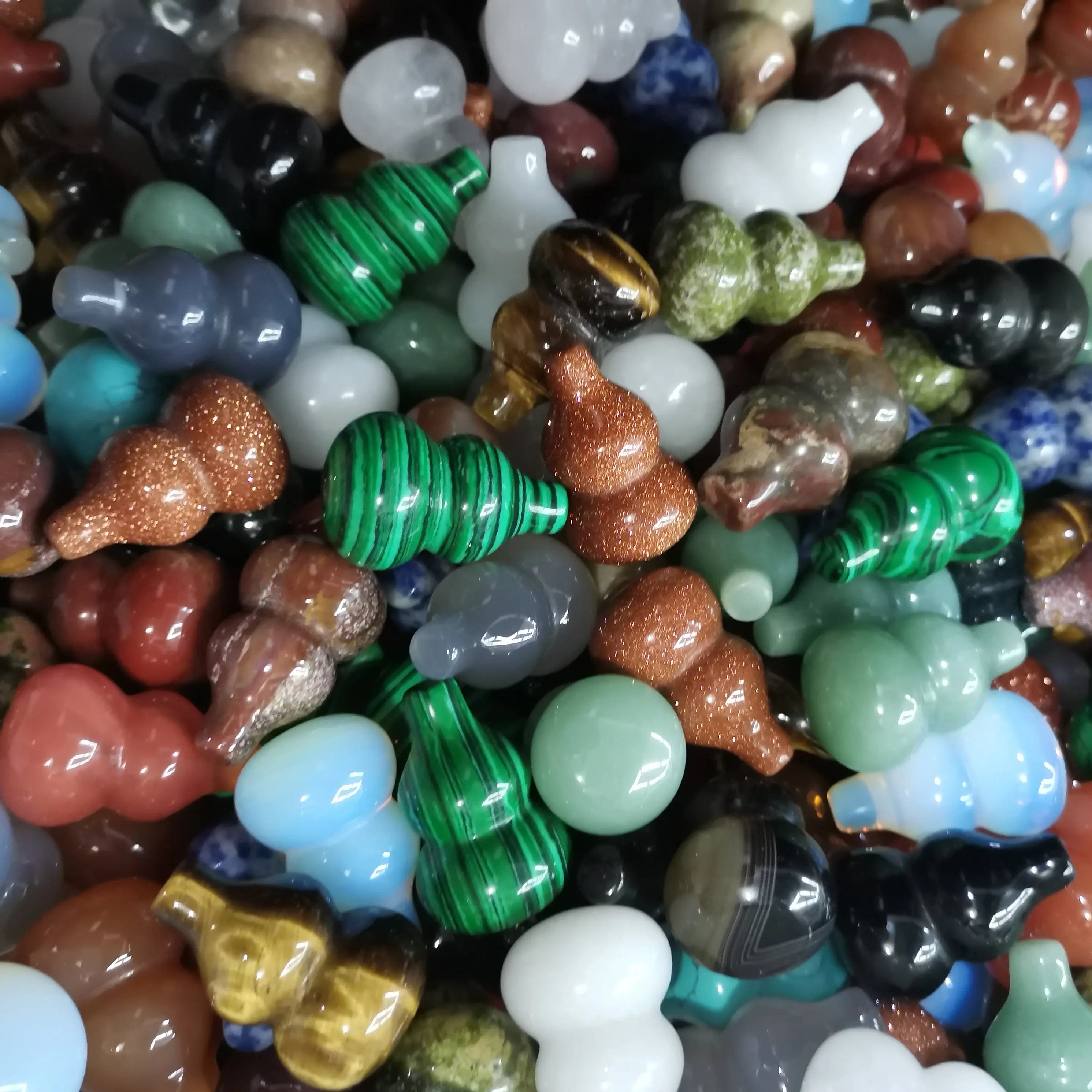 Mix Natural Stone Bottle Gourd Pendant Charms Stone Gourd Necklace
