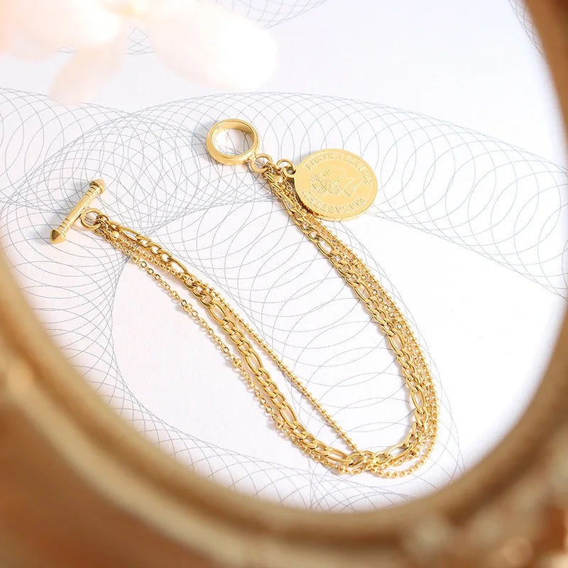 French High-grade Gold Plated Folding Bracelet Queen's Portrait Round Pendant OT Buckle Bracelet