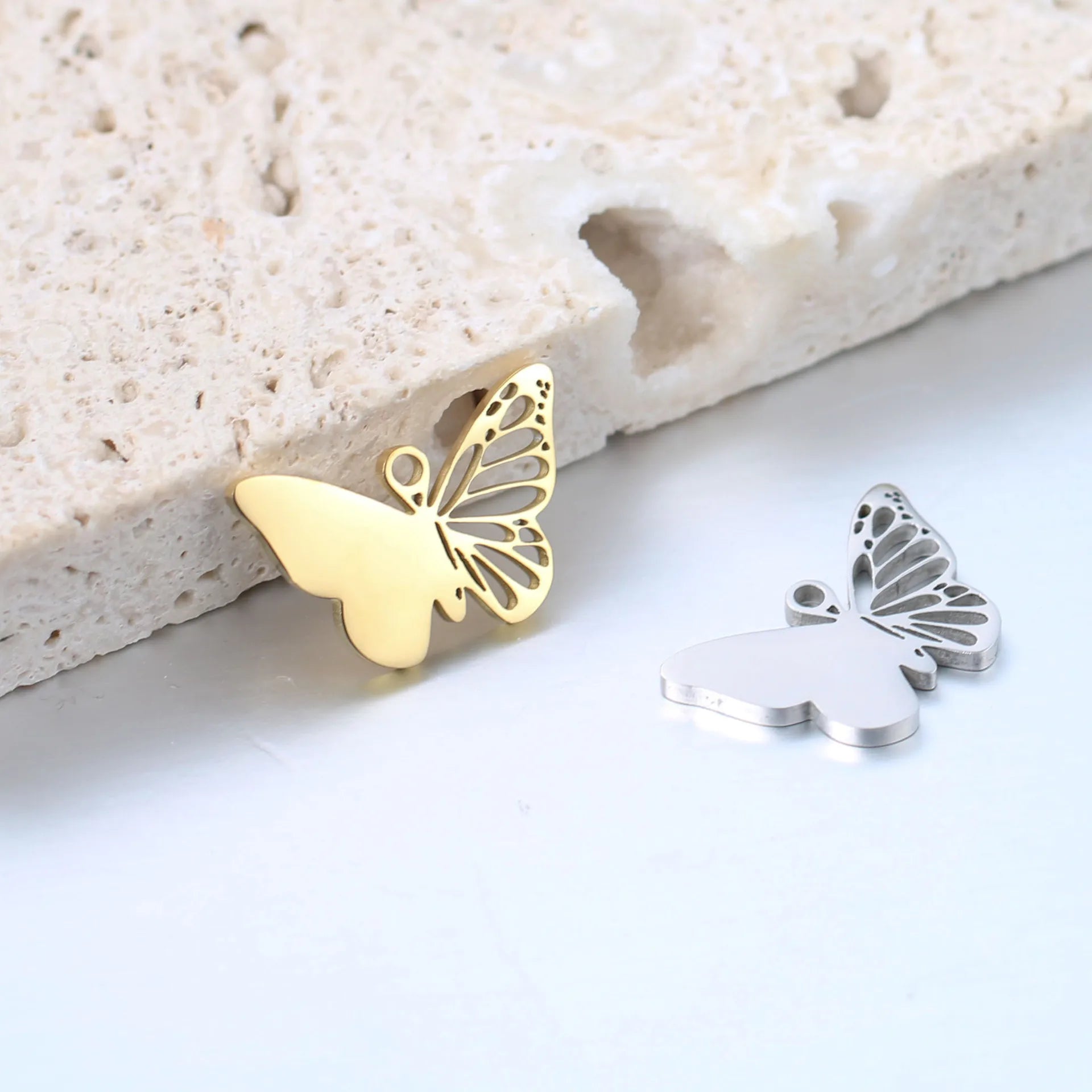 Wholesale Stainless Steel Polished Insect Butterfly Pendant Charms for Jewelry Bracelet Necklace Making (SZ070)