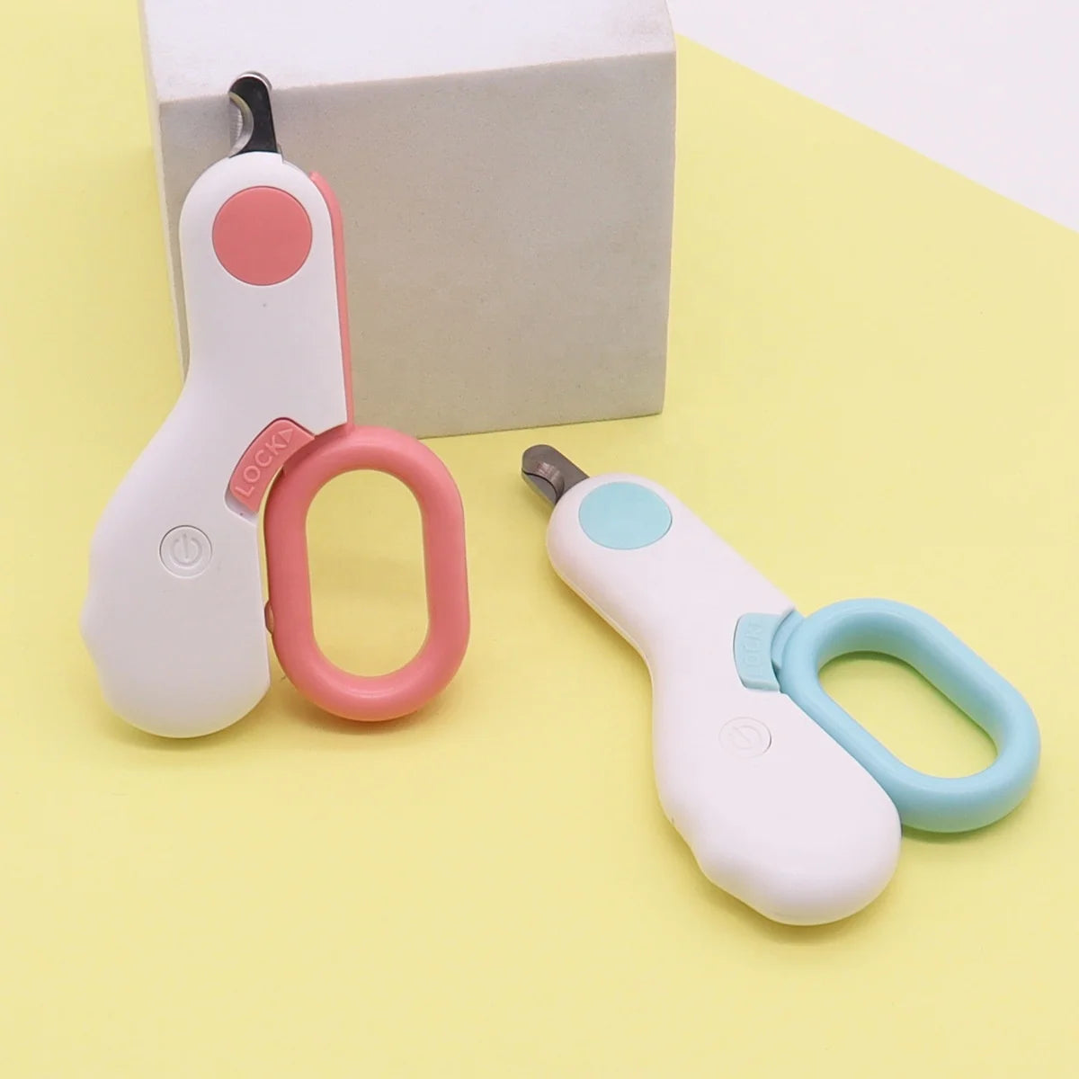 Wholesale Pet Nail Clippers Dog Cat Universal with Lights Dog Nail Clippers Cat Claw Clippers