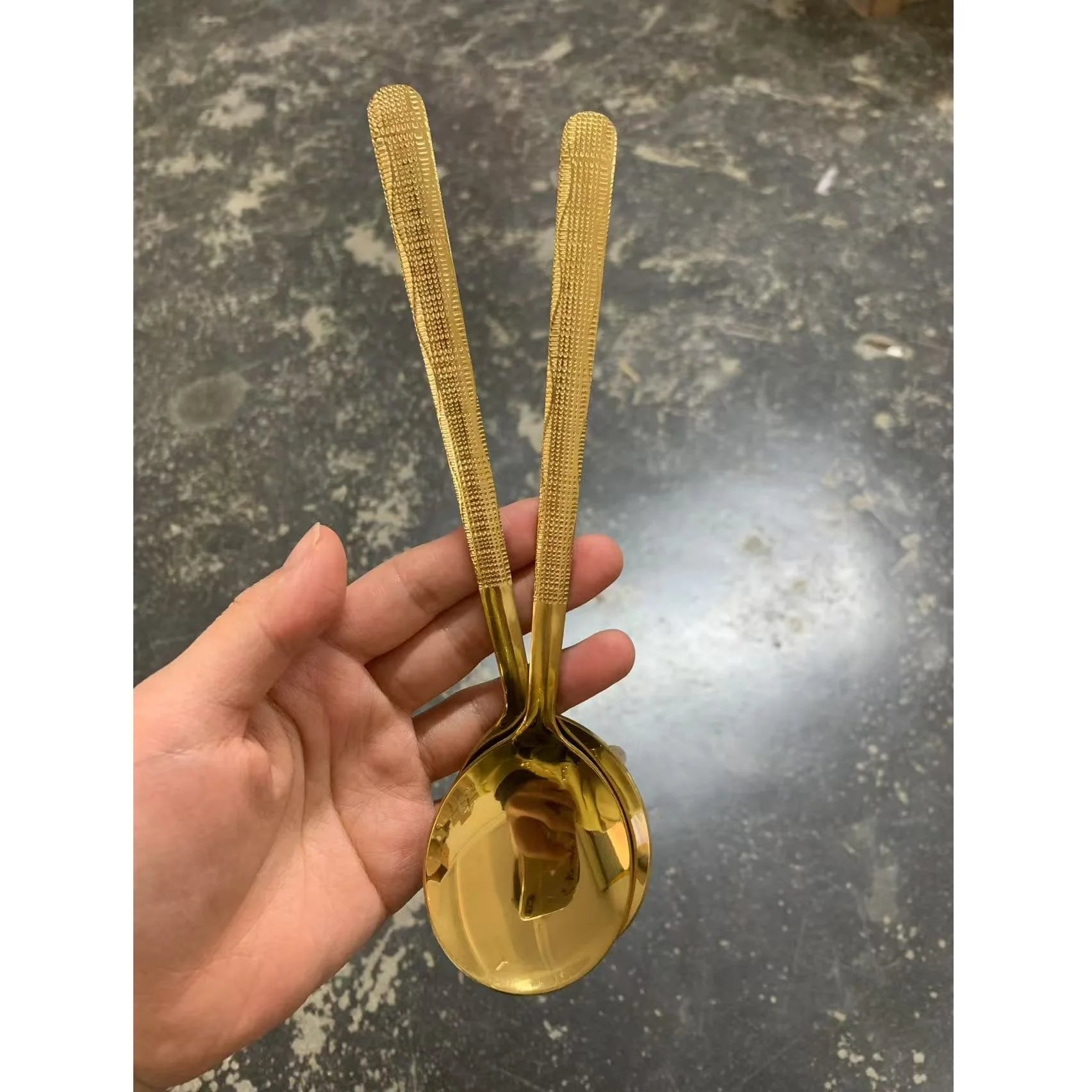 Golden Stainless Steel round Soup Spoon for Hotels and Restaurants Hammered Table Spoons with Mirror Polish Metal Material