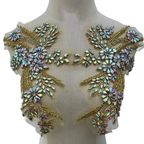 Fashion Many Colors Front Crystal Wedding Collar With Rhinestone Appliques Neckline With in Stock
