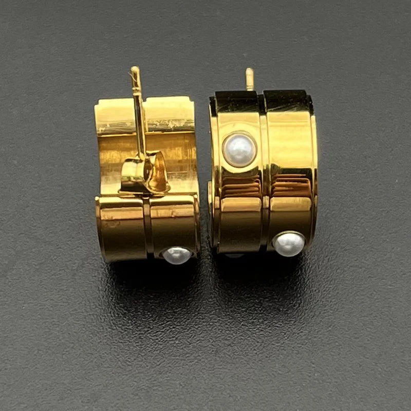 Vintage Small Hoops Earring for Women Stainless Steel Chunky C Shape Stud Earrings Earrings Classic Gift Jewelry