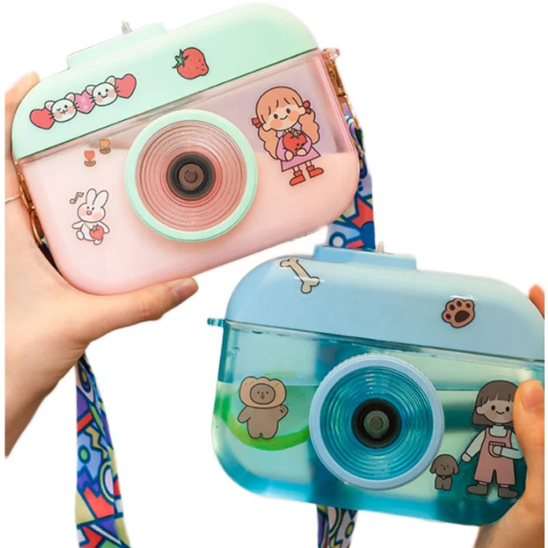 2022 Summer Cute Kids Plastic Water Bottle with Straw Camera Shaped Water Bottle