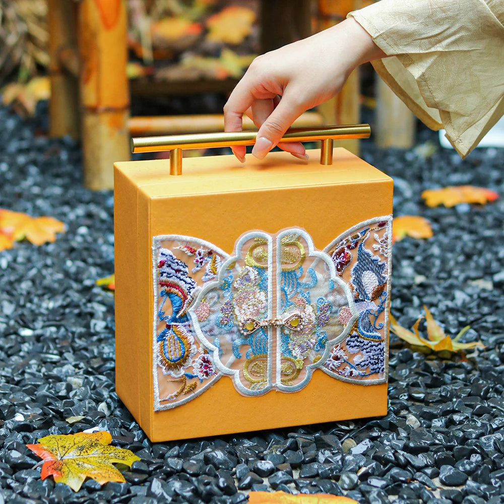 Custom Metal Handle Pu Gift Boxes Packaging Luxury Perfume Gift Box Leather Storage Boxes