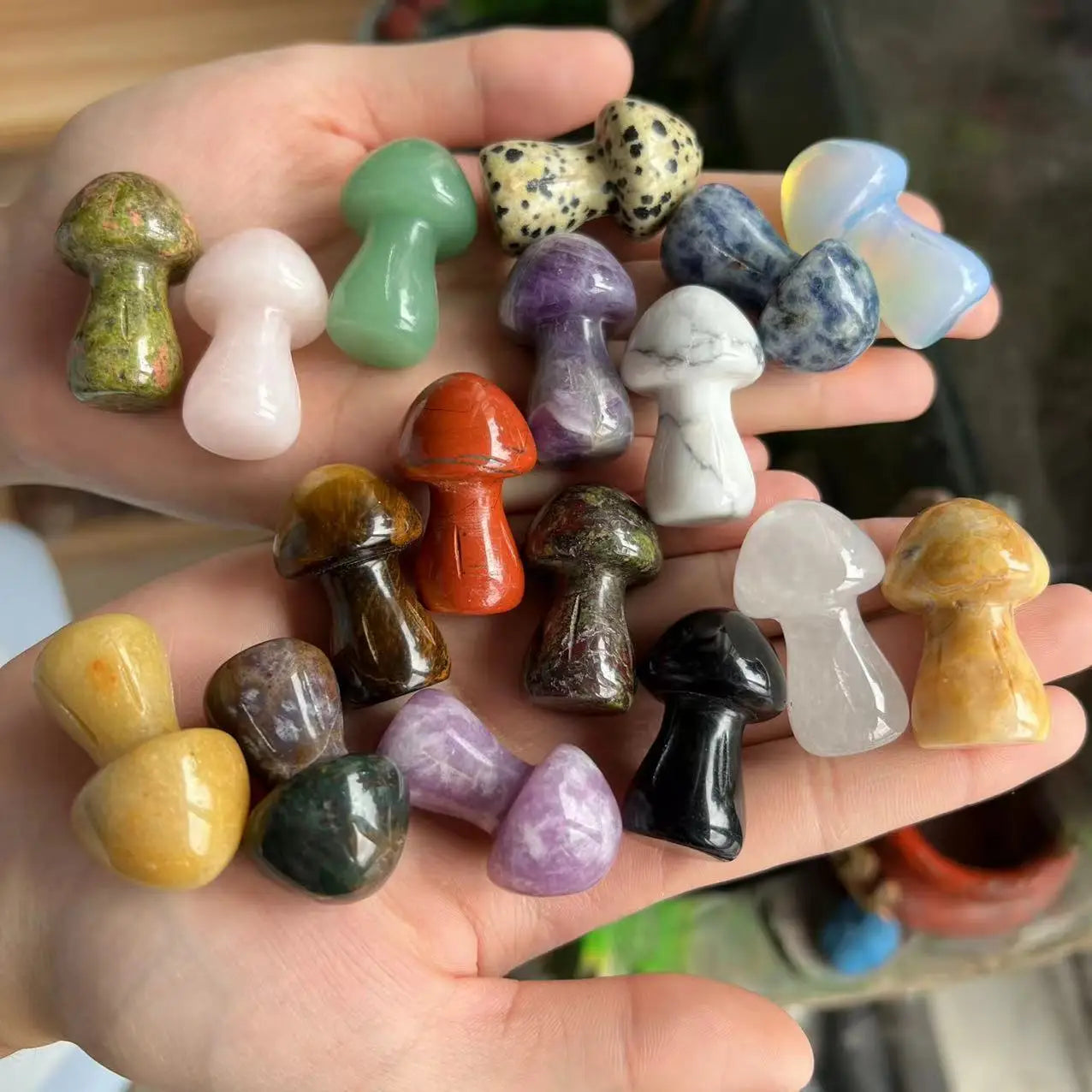 New Arrivals Big Mushroom 22*35mm Natural Hand Carving High Polished Healing Crystals Deodorant Stones Crafts