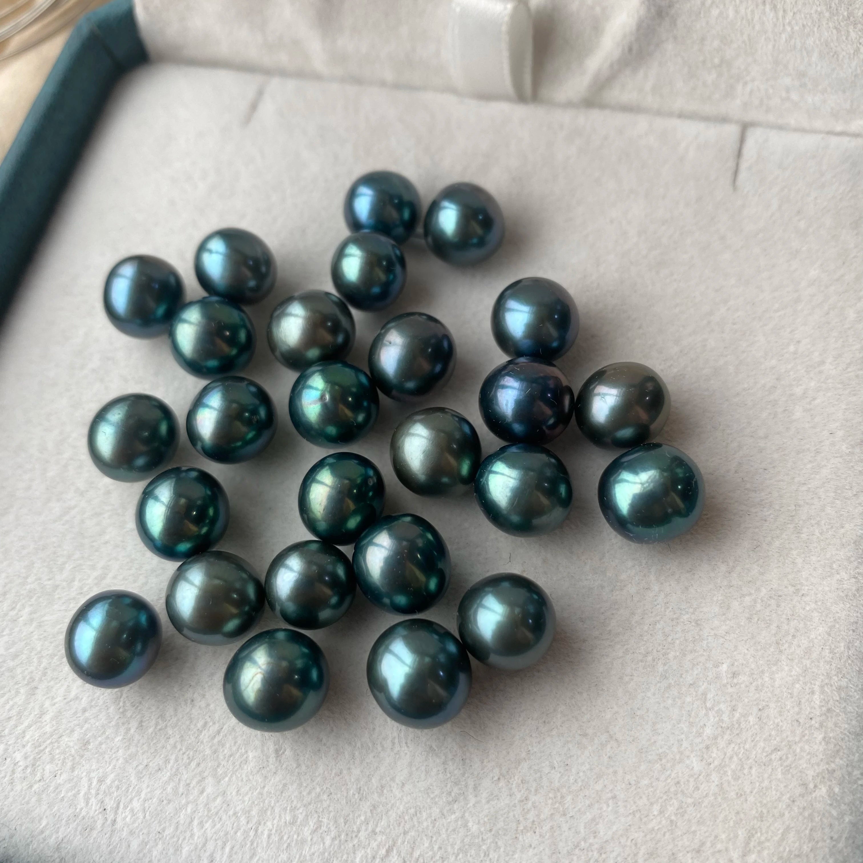 Natural NO Hole Jewelry Making 11mm High Quality Blue Green Peacock Black Round Freshwater Pearl