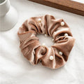 Wholesale Fashion Hair Accessories Elastic Hair Tie Pearl Hair Accessories Velvet Scrunchies