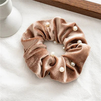 Wholesale Fashion Hair Accessories Elastic Hair Tie Pearl Hair Accessories Velvet Scrunchies
