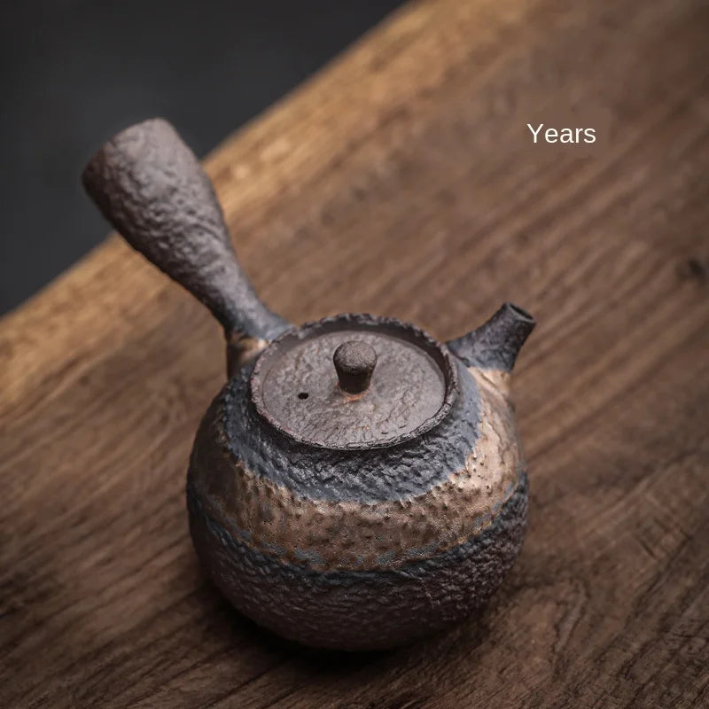 Japanese Style Porcelain Side Handle Handmade Eco-Friendly Retro Japandi Tea Infuser Cross Teapot Single Teapot Boiling Water