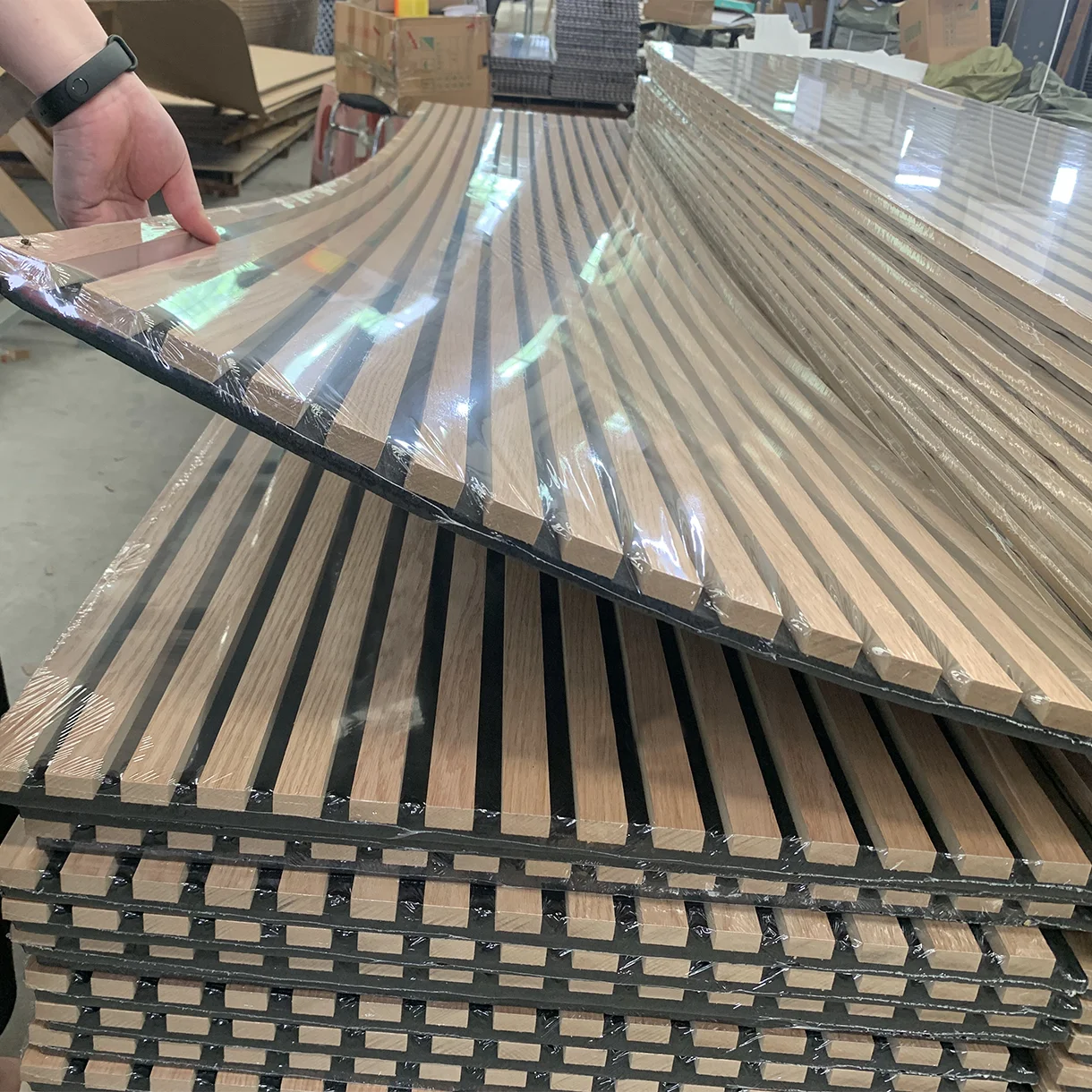 Wholesale Modern Fire Resistant Eco-Friendly Interior Wall Wooden Slatted Sound Absorption MDF Slat Board Veneer Pet Wood