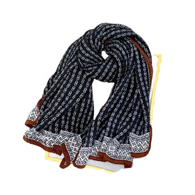 Wholesale of New Fashionable White Chain Printed Muslim Women's Shawl With Twill Medium Length Thin Headband Pleated Scarf