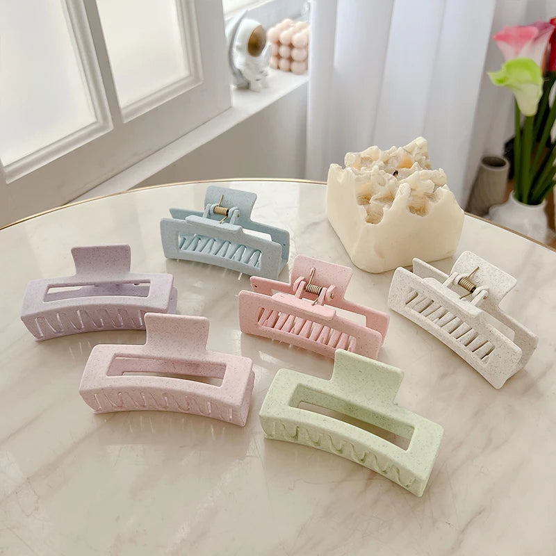 DOWELL 2022 Korean Hair Clip Simple Hair Accessories Medium Plastic Matte Hair Claw Clips