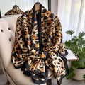 Wholesale 2025 Fashion Luxury Designer Silk Scarf Hijabs Ladies Polyester Silk Head Scarfs Leopard Printed Silk Shawls for Women