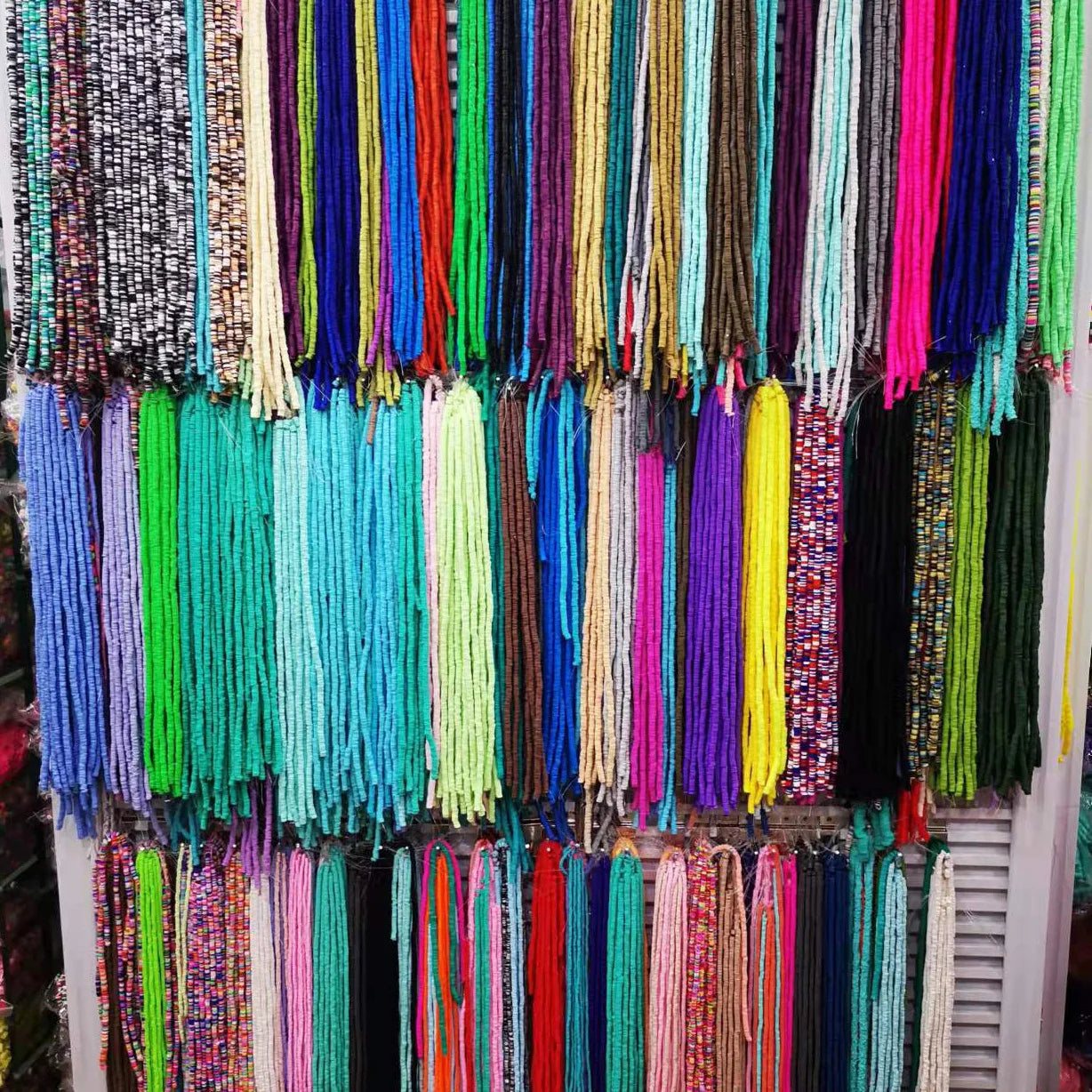 New Arrival 6mm Colorful Clay Beads Srtands Bulk Flat Round Heishi Beads for Jewelry Making Clay Beads Polymer