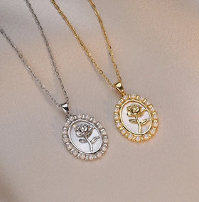 French Vintage Laser Bottom Frame Pearl Rose Pendant Necklace Trend Anti Tarnish Titanium Steel Flower Necklace Fashion Jewelry